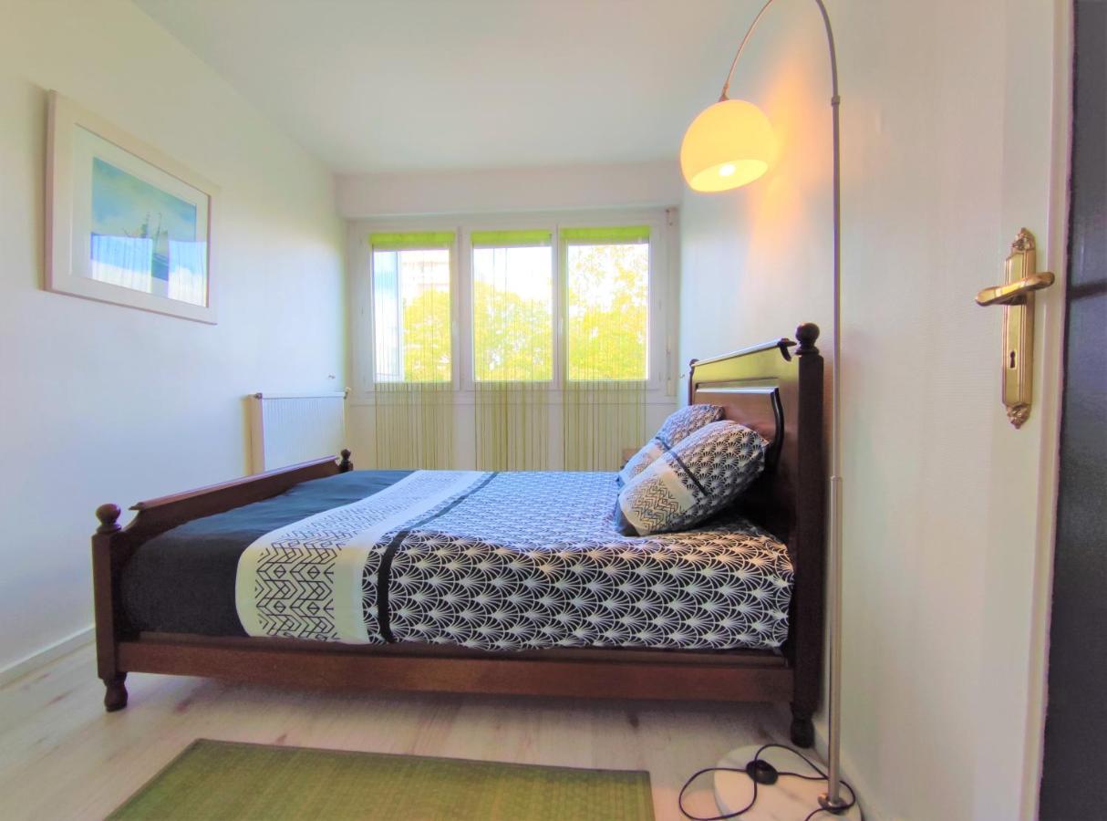 Appartement T3 Lumineux Et Tout Confort De 72 M2 Avec Parking Privatif ラ・ロシェル エクステリア 写真
